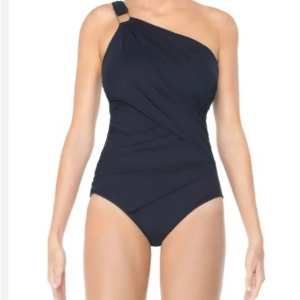 NEW SPANX Black Whittle Waistline Draped One Shoulder One Piece Swimsuit 10